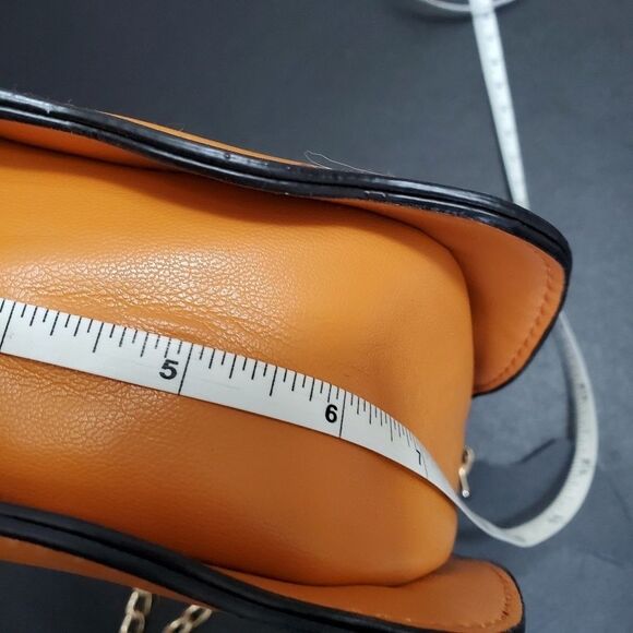 Orange and black jack 'o lantern crossbody bag - Picture 7 of 8